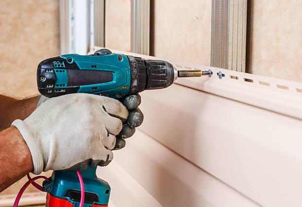 Affordable siding repair and maintenance services in Strathmore, CA